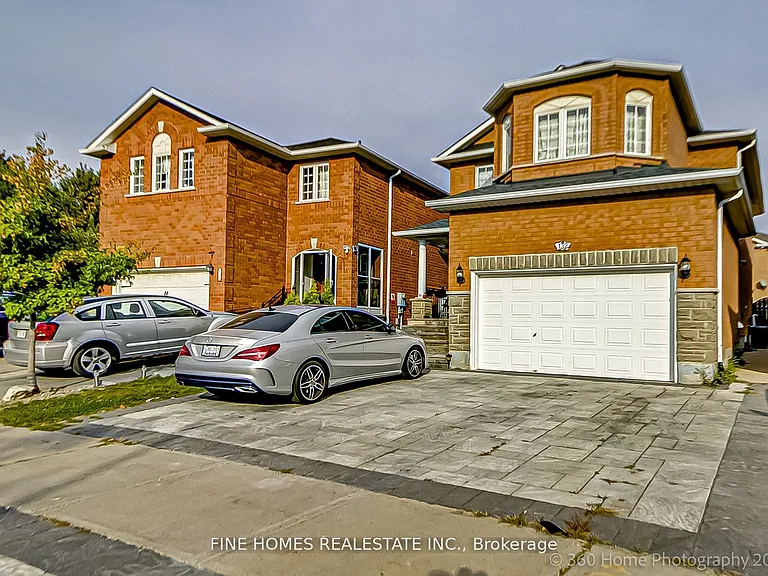 132 Purcell Cres #LOWER — Photo 1