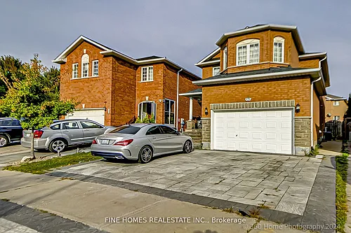 132 Purcell Cres #LOWER Photo 1