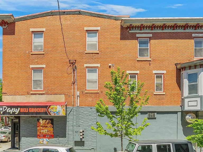 Enjoy the entire third floor with stunning city views