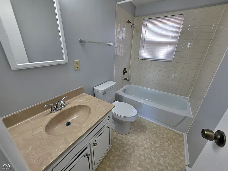 4929 Mount Vernon Dr — Photo 16