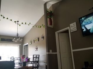 8825 Reedy Creek Rd, Charlotte, NC 28215