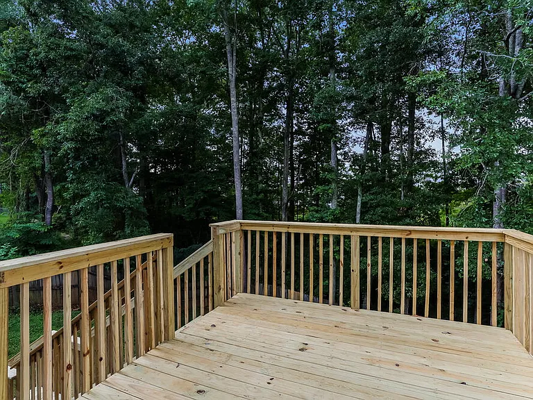 7317 Essex Dr — Photo 18