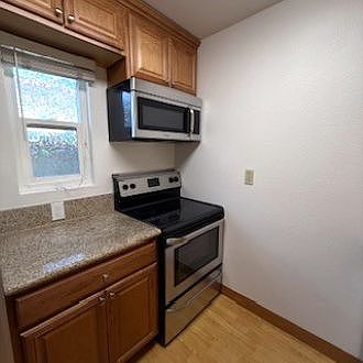 4th image of 3783 1st Ave #0