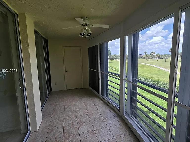 23305 Barwood Ln N #207 — Photo 25