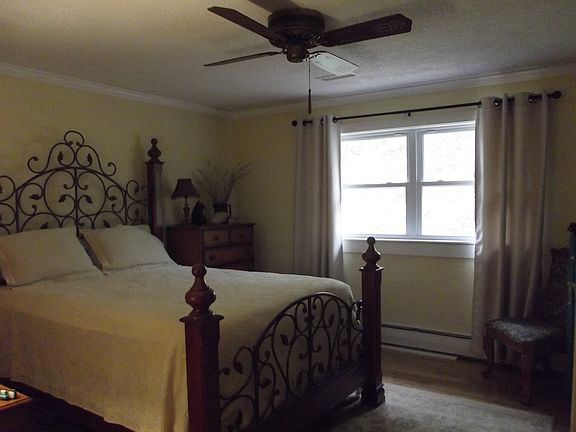 2nd image of 159 Bluegill Ln