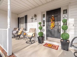 207 Brittany Ln, Toms River, NJ 08755