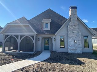 605 SW Magazine Rd, Ankeny, IA 50023