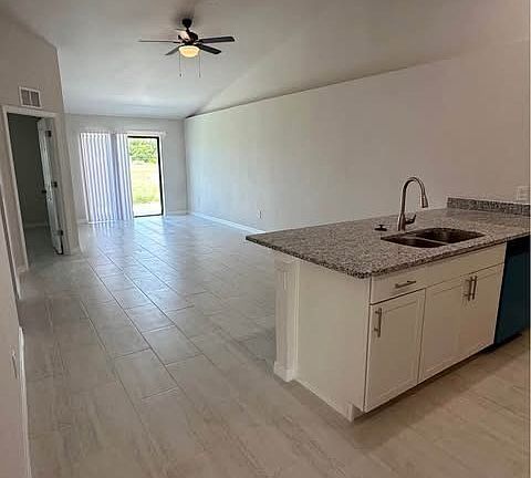 5th image of 1630 SW 33rd St