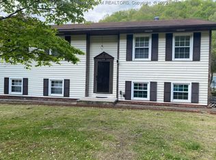 30 Luke Dr, Charleston, WV 25306