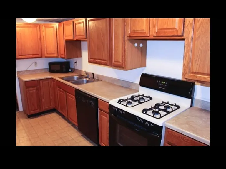 109 Dewitt Pl #1 — Photo 6