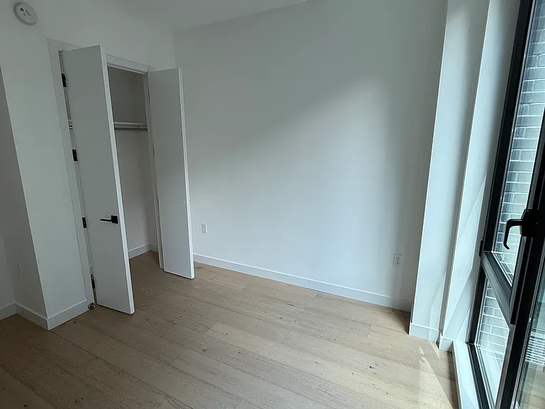 148-37 88th Ave #4F — Photo 3