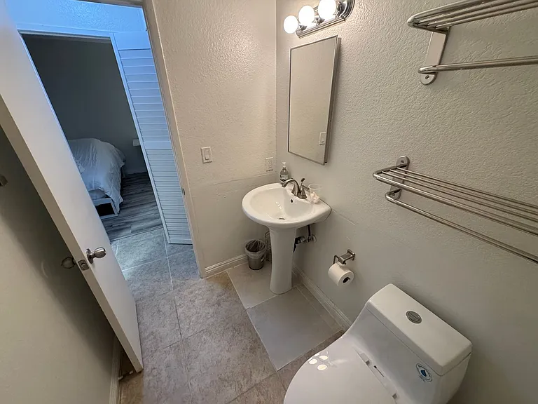 520 Elm Dr #103 — Photo 6
