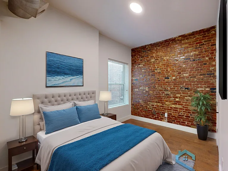 22 Granite St #2L — Photo 3