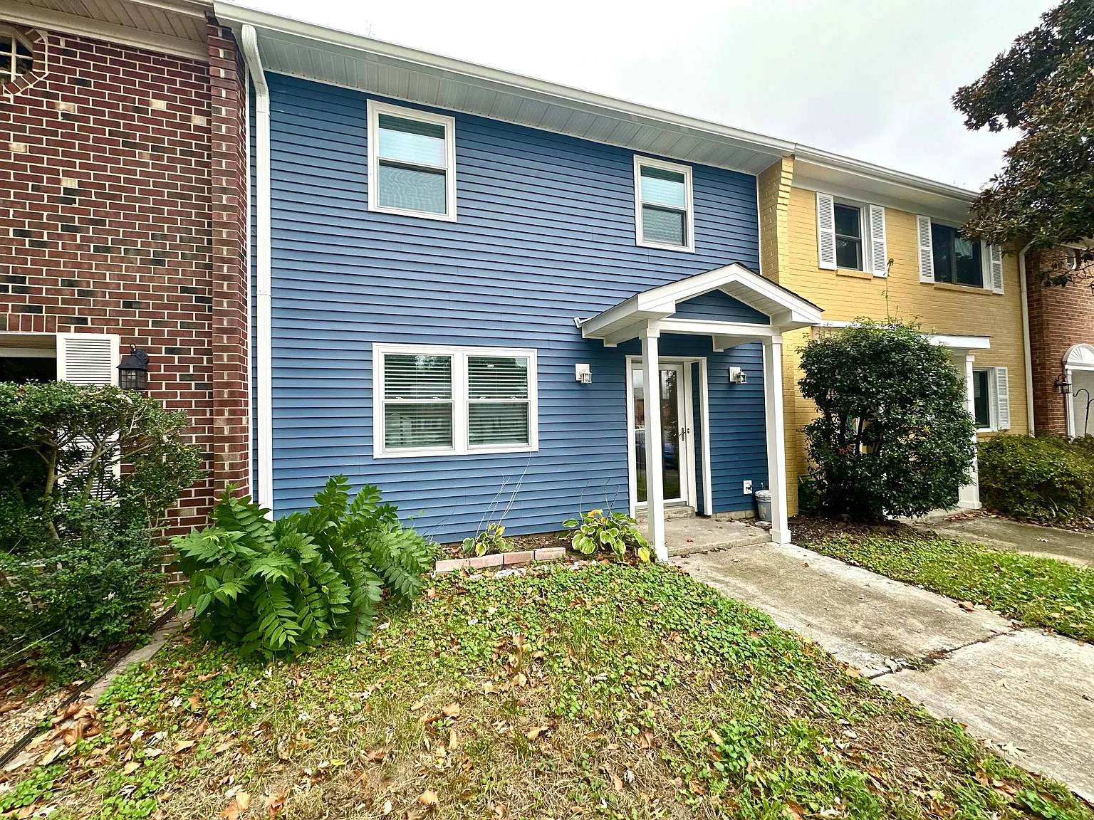 3 bed, 2.5 bath, 1470 sqft, $2,250 — Photo 1