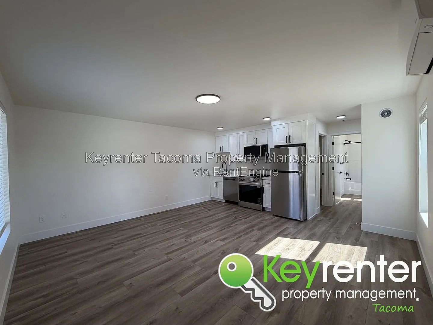1131 Fawcett Ave — Photo 3