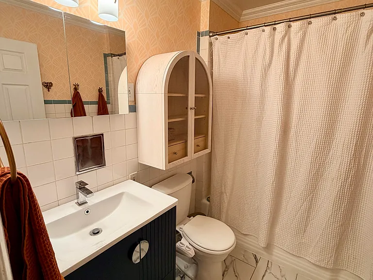 427 Naomi St — Photo 11