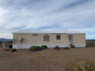 3868 W Abrigo Dr, Golden Valley, AZ 86413