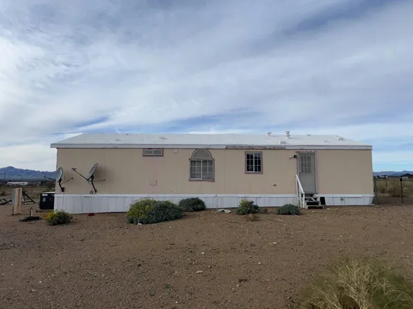 3868 W Abrigo Dr, Golden Valley, AZ 86413