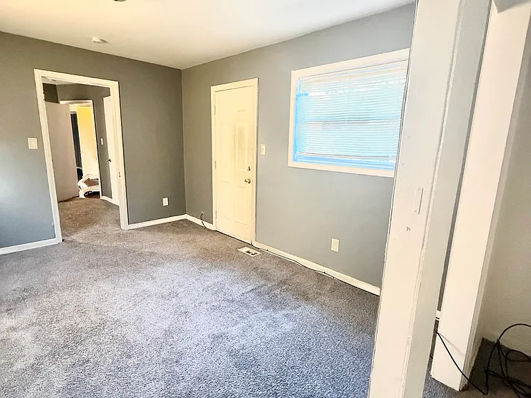 7633 Fielding St — Photo 5