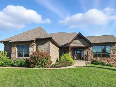 6239 Morgan Ct, Bettendorf, IA, 52722