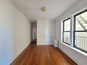 Rented by Bouklis Group