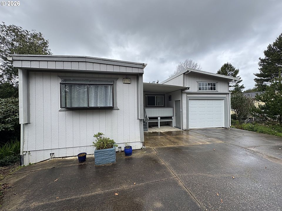 1st image of 1600 Rhododendron Dr Space 218