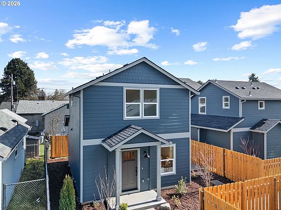 2nd image of 6909 NE Multnomah St #B