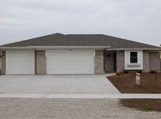 3280 Casey Trl, Oshkosh, WI 54904