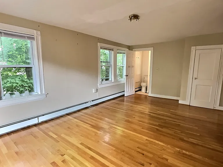 2338 Washington St #3 — Photo 4