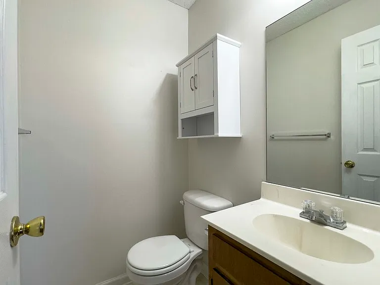 1028 Bush Ave — Photo 25