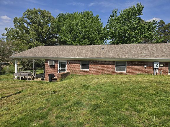 4th image of 1833 New Hope Rd