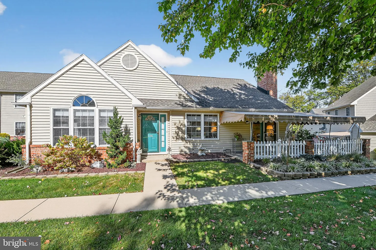 136 Heather Ln photo 1
