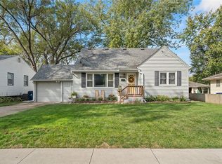 4030 71st St, Urbandale, IA 50322