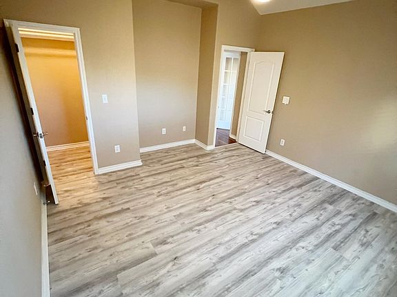 5th image of 12300 Zeller Ln