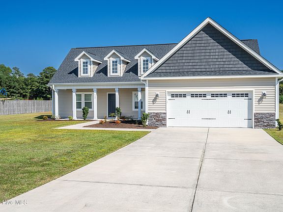 2nd image of 119 Peletier Shores Drive