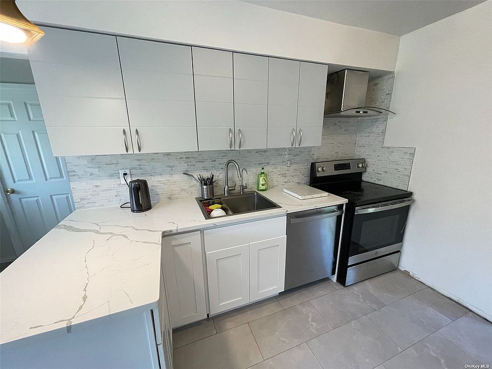 8 Manors Drive UNIT , Jericho, NY 11753 MLS 3533309 Zillow