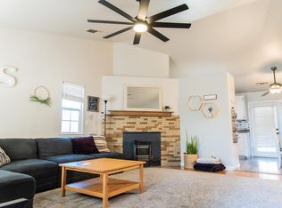 567 Hanland Ct, Redding, CA 96003