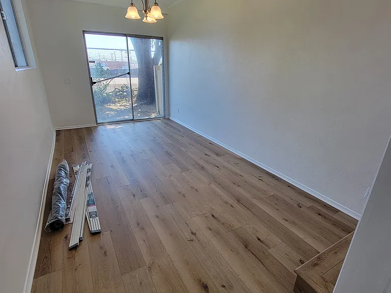 13530 Leadwell St #5 — Photo 10