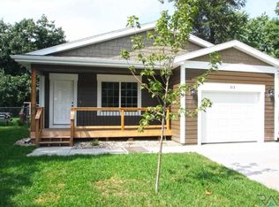313 N Jessica Ave, Sioux Falls, SD 57103