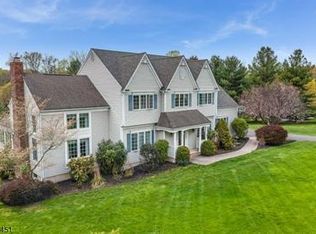 57 Copper Penny Rd, Flemington, NJ 08822