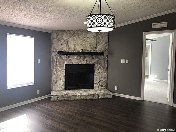 3rd image of 22454 NE 119th Dr