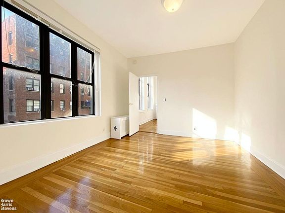 5th image of 245 W 75th St APT 6B