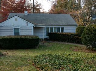 4 Tewkesbury Rd, Scarsdale, NY 10583