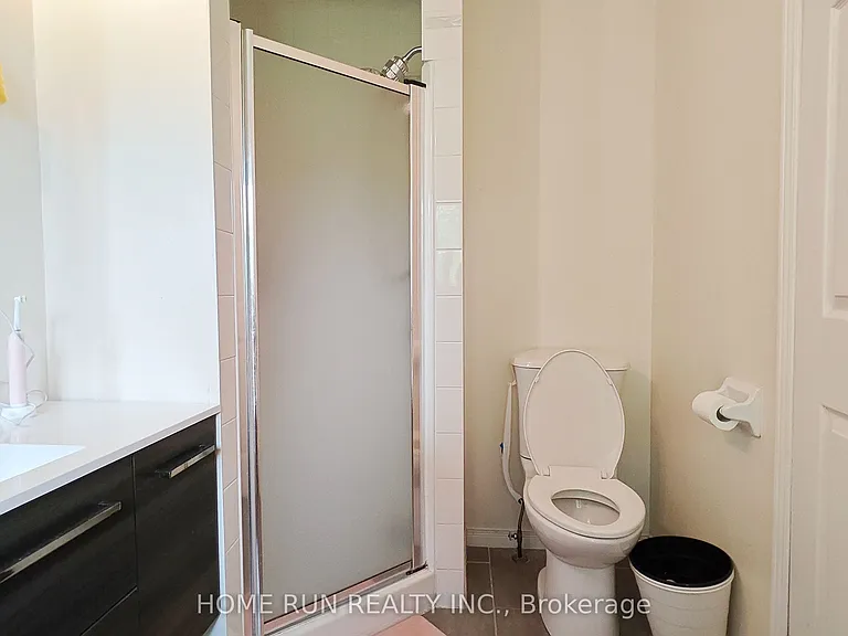 152 Thornbury Cres — Photo 23