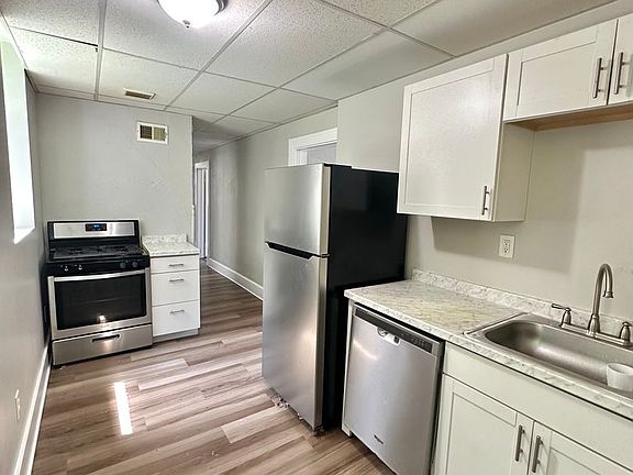2nd image of 2340 Laplace St #1