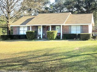 204 Stowe Ferry Lndg, Alexander City, AL 35010