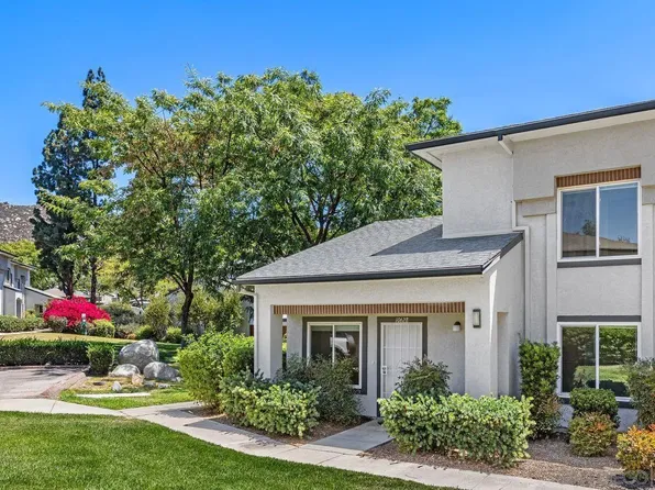 10628 Queen Jessica Ln, Santee, CA 92071