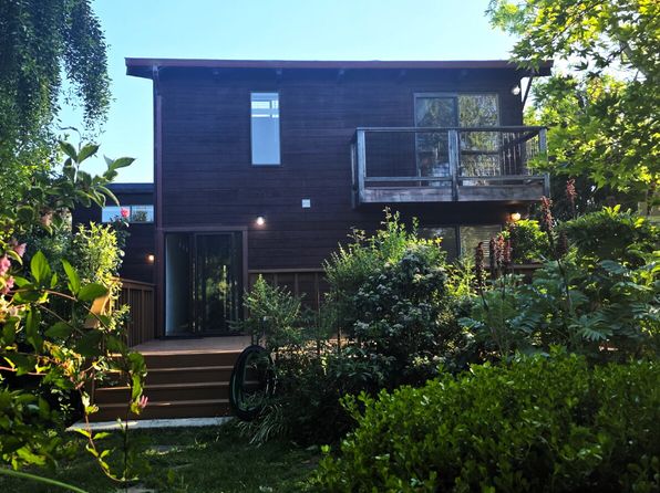 1301 Rodriguez St