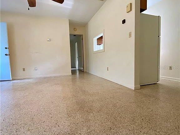 5th image of 11291 SE 129th Ct