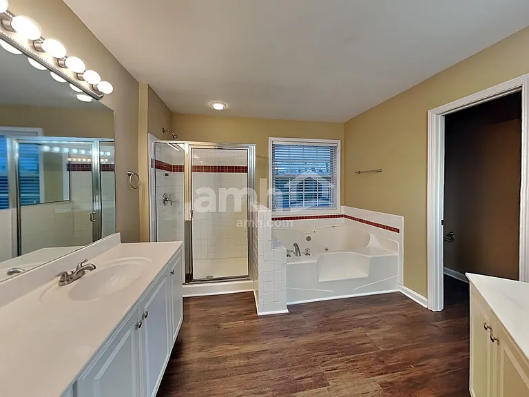 2813 Savannah Walk Cv — Photo 12